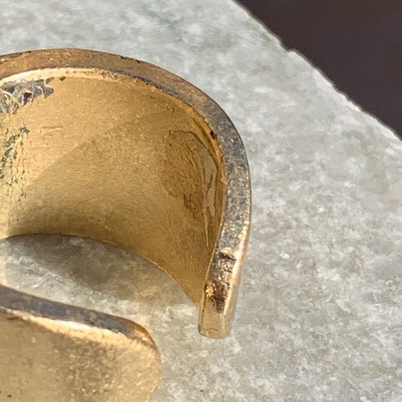 A Stunning Vintage Nina Ricci Etruscan Revival Ring w/Amber Colored Stones - Picture 4 of 12